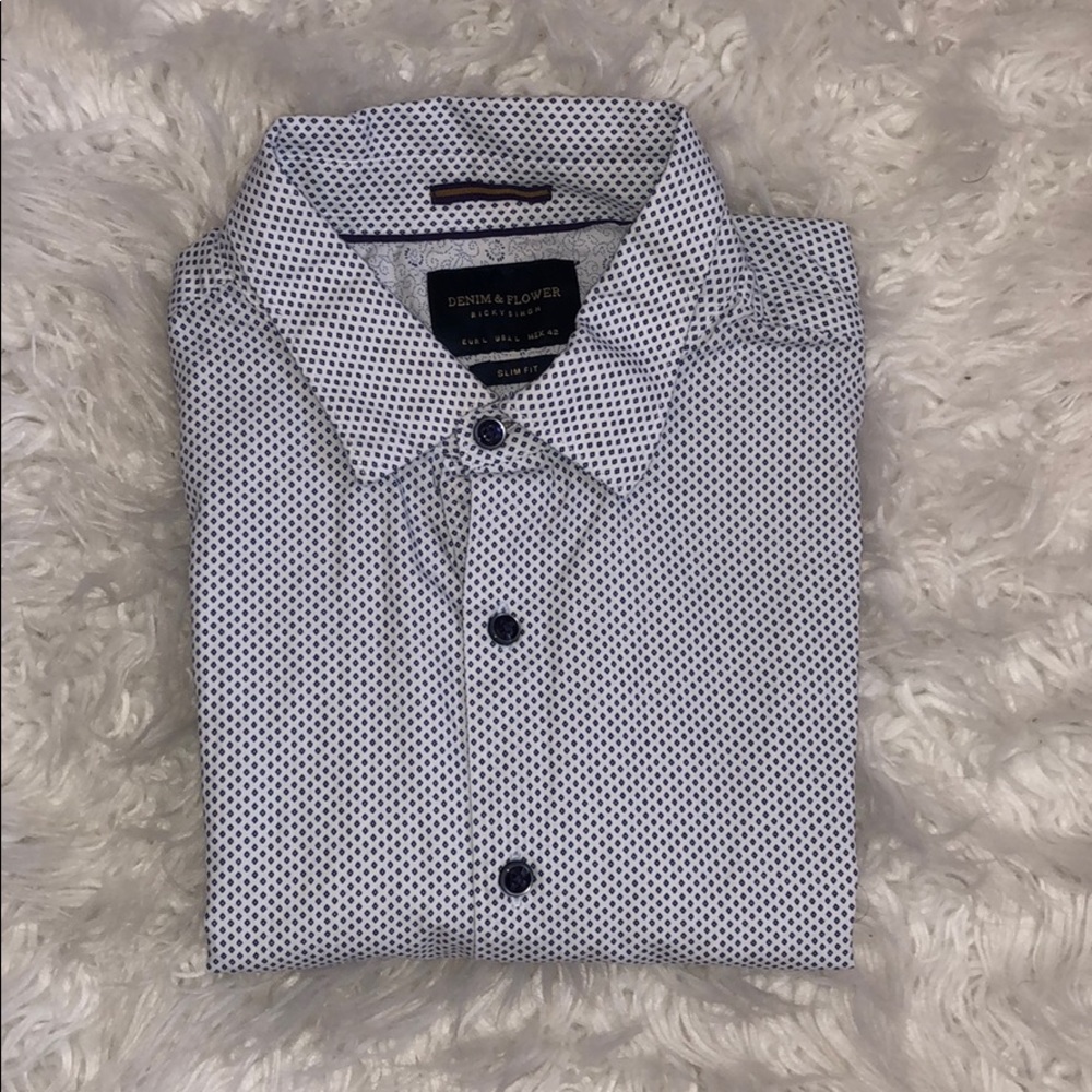 Pattern Navy & white mens short sleeve top